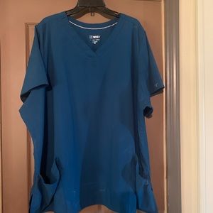 Wonderwink scrub top